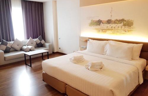Ploenchit Hotel | Parinda Hotel