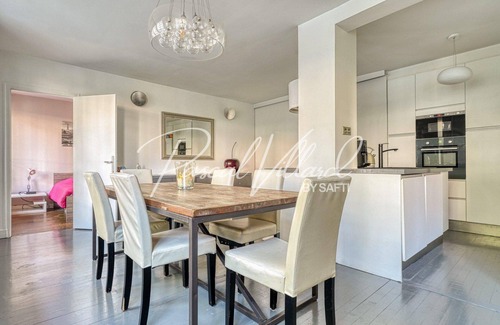 Republique–Point-du-Jour Apartment | Paris Appartement 100m2, Quartier Parc des Princes, à 20 Minutes Tour Eiffel