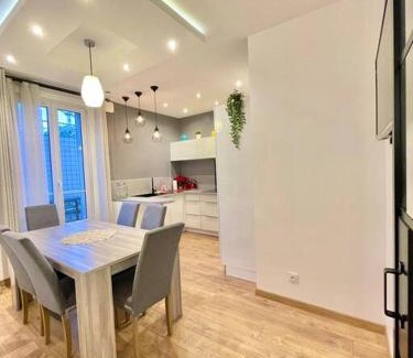 Suresnes Apartment | Paris cosy apartment 80m2