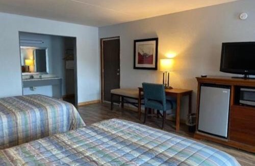 Paris Hotel | Paris Inn and Suites