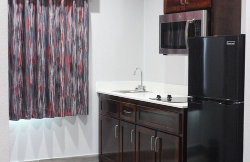 Paris Hotel | Paris Inn & Suites