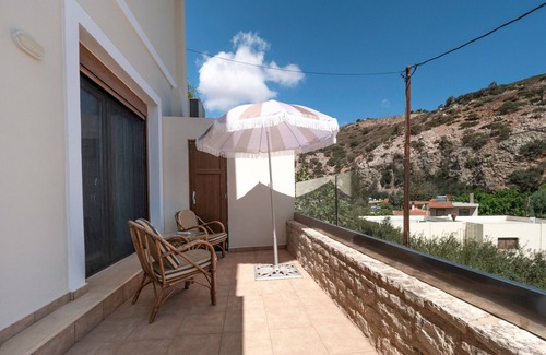 Palaiokastro Apartment | Paris studio in Palaiokastro near the beach and taverns