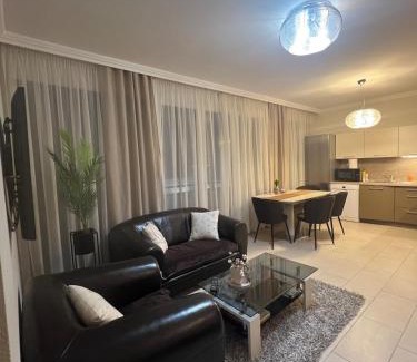 Debrecen Apartment | Paris Yard Apartman with free parking