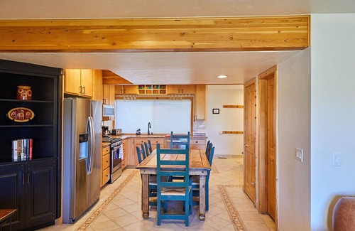 Park Meadows Condo | Park City Condo: Spacious Private Retreat for 6+. On Free Bus Line.