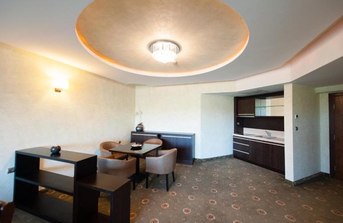 Dobrich Hotel | Park Hotel Izida