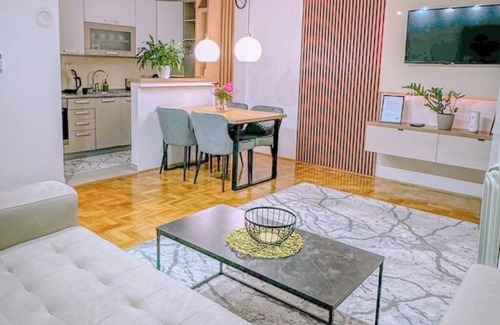East Sarajevo Apartment | PARK INN- Cozy Apartment Near Airport - PRIME SPOT