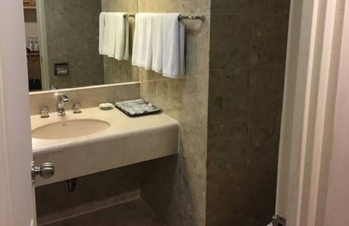 West District Hotel | Park Lane Inn