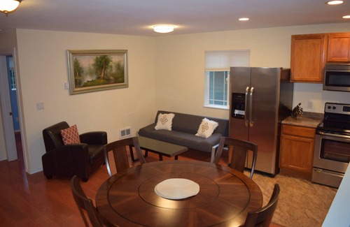 North City House | Park like setting, brand new built, 1 bedroom ADU
