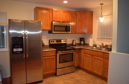 North City House | Park like setting, brand new built, 1 bedroom ADU