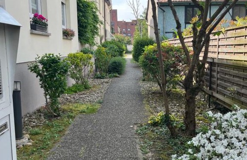 Robertsau Apartment | Park Line garden