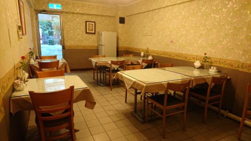 East District Hotel | Park Motel
