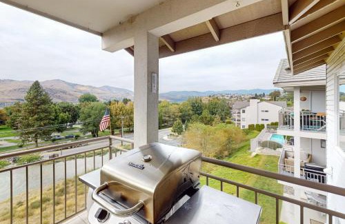 Chelan Apartment | Park Pointe: Sunny Days (B302)