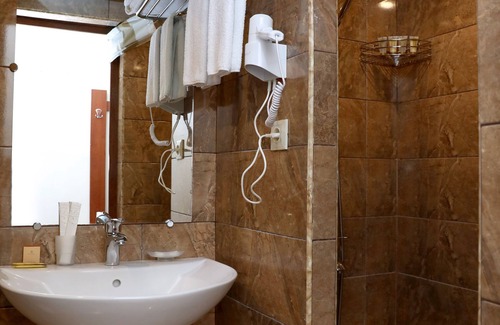 Arzakan Hotel | Park Resort Aghveran