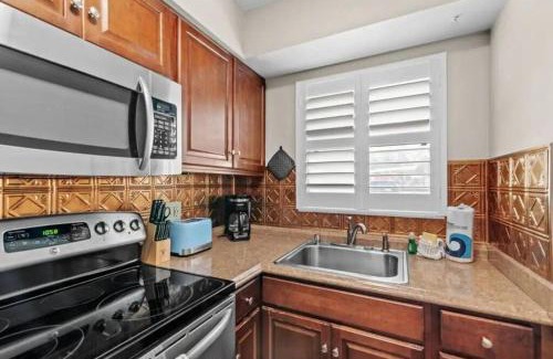 Redington Beach Apartment | Park View Condo #2