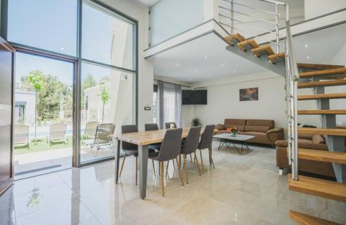 Daratsos Villa | Park-view Lux Pool Villa, steps to the Beach