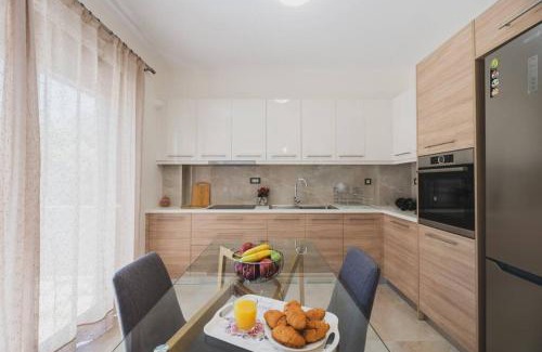 Daratsos Villa | Park-view Lux Pool Villa, steps to the Beach
