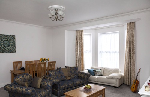 Plymouth Apartment | Park view spacious appartment near Plymouth city centre and a waterfront