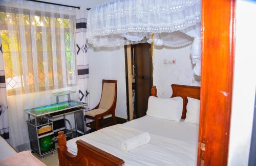 Mto wa Mbu Hotel | Parkbridge Resort