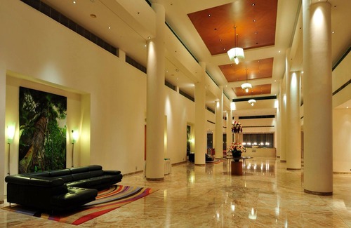 Bintulu Hotel | Parkcity Everly Hotel