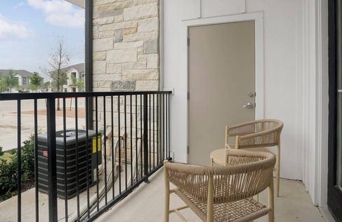 Pflugerville Apartment | Parker 1BD 1 - One Bedroom Apartment, Sleeps 2