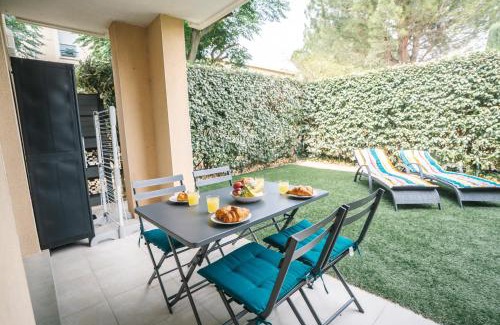 Carcassonne Apartment | Parking-Climatisé-Piscine-Terrasse-Sécurisé-AM