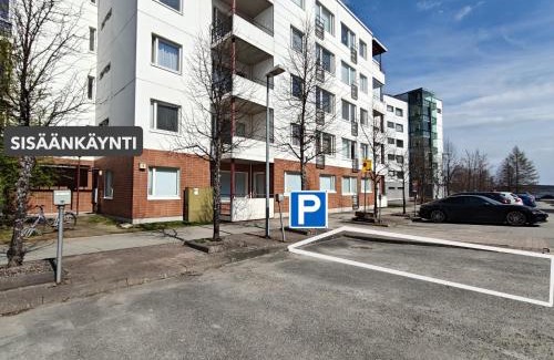 Jyvaskyla Apartment | Parking space-Self check-in-Sauna-46m2-Waterfront
