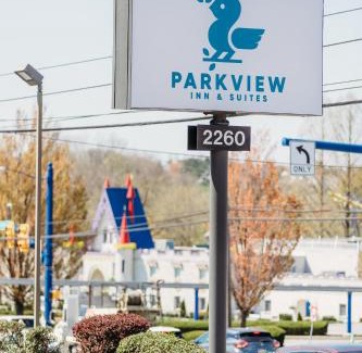 Witmer Hotel | Parkview Inn & Suites, Lancaster Amish Country, PA