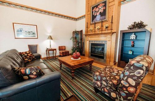 Witmer Hotel | Parkview Inn & Suites, Lancaster Amish Country, PA