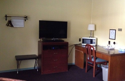 Hastings Hotel | Parkview Motel