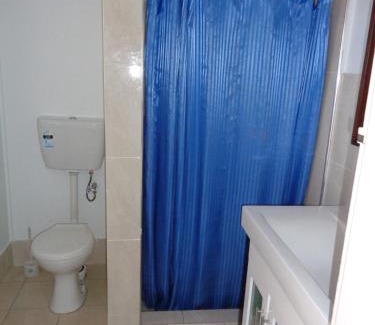 Queanbeyan Hotel | Parkway Motel