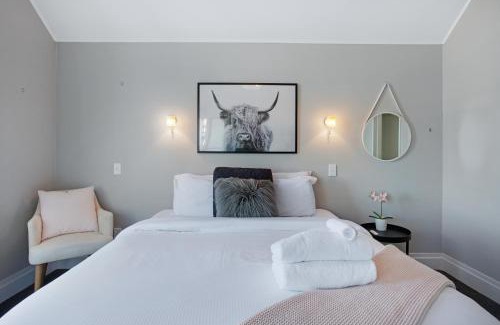 Parnell Apartment | Parnell Vista 2BR Apartment with Seaview