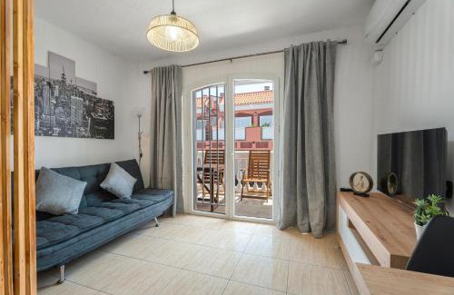 Arona Apartment | Parque Carolina 207