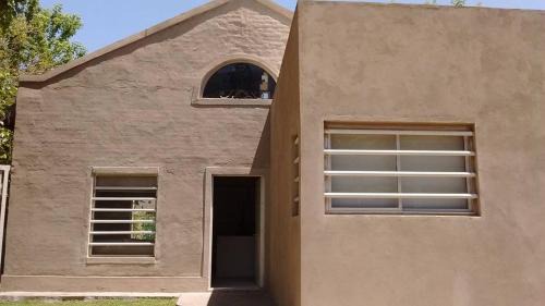 Villa Udaondo House | PARQUE LELOIR, ITUZAINGO