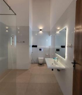 Negombo House | Parrot Paradise Negombo