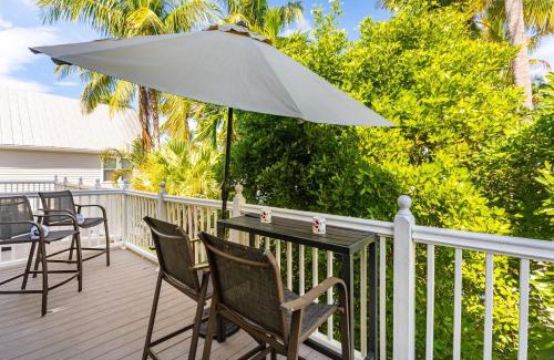 Truman Annex House | Parrot Perch by AvantStay Old Town Key West w Shared Pool Week Long Stays Only