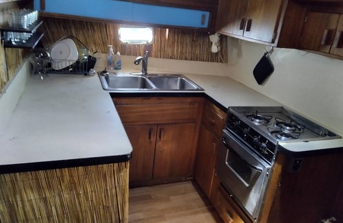 Key West Boat Rental | Party Like A Local in Key West, 1 bedroom 1 bath yacht at marina.