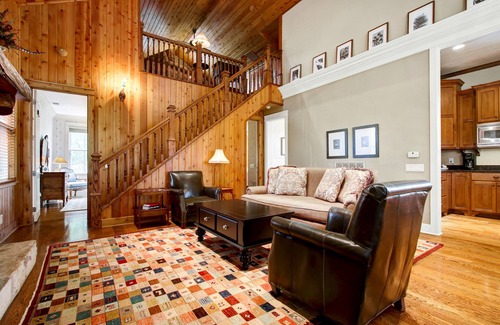 Comfort House | Parvin's Cottage at Riven Rock Ranch in Comfort TX