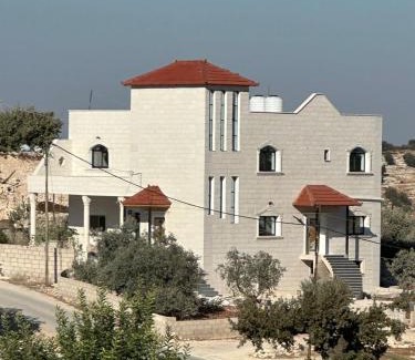 Jordan House | Pasha's house