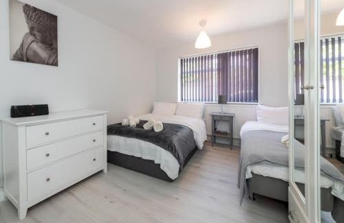 Winnersh Apartment | Pass the Keys 2BDR Peaceful Ground Floor Apartment Free Parking