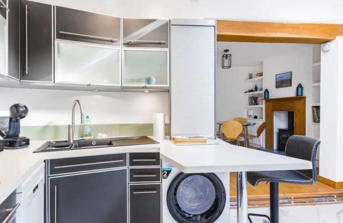 St Albans House | Pass the Keys | 35 Spencer st · Stylish, City Centre Retreat