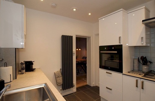 Canterbury House | Pass the Keys | A Character Cottage in Historical Canterbury