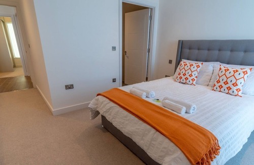 Nottingham Apartment | Pass the Keys | Beautiful 2 Bed Trent Bridge Apartment