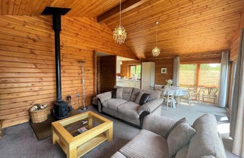 Rockcliffe House | Pass the Keys Beautiful 2BR Beach Lodge Set In Stunning Gardens