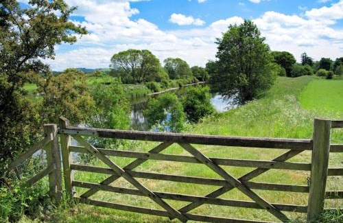 Newbridge House | Pass the Keys Beautiful Cottage in Historical Robert Burns Farm
