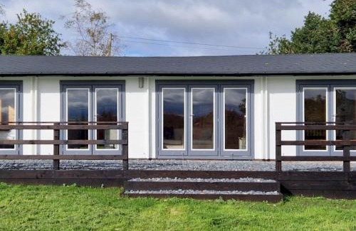 Bankend House | Pass the Keys Beautiful Countryside Lodge with Outstanding Views