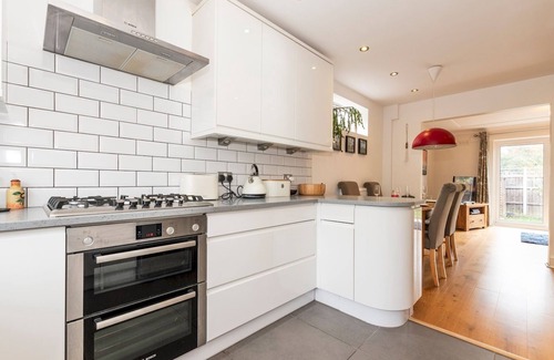 Peninsula House | Pass the Keys | Cute 2-Bedroom House/Greenwich Park/O2