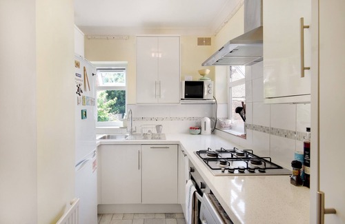 Royal Tunbridge Wells Apartment | Pass the Keys | Perfectly located flat