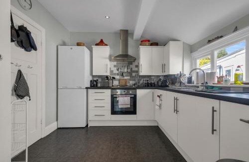 Birchington House | Pass the Keys Little Haven A stunning Bungalow in Minnis Bay