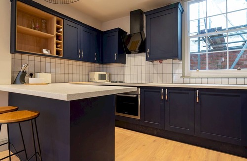 Cheltenham House | Pass the Keys | Stylish Grade II listed house