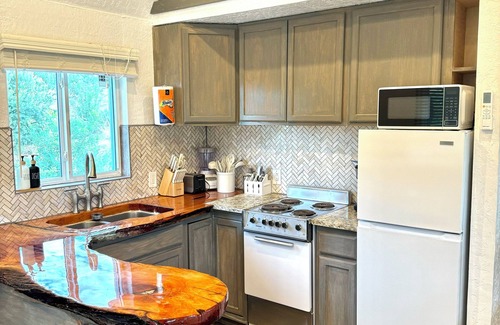 Timberon Cabin | Pat Garret Mini Cabin 1 Bedroom 1 Bathroom